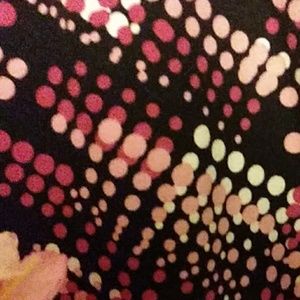 Colorful polka dots and 3/4 sleeves, EUC